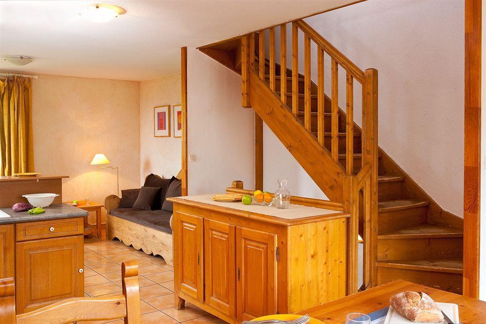 La Chal Madame Vacances Appartements Et Chalets La Fontaine Du Roi מראה חיצוני תמונה