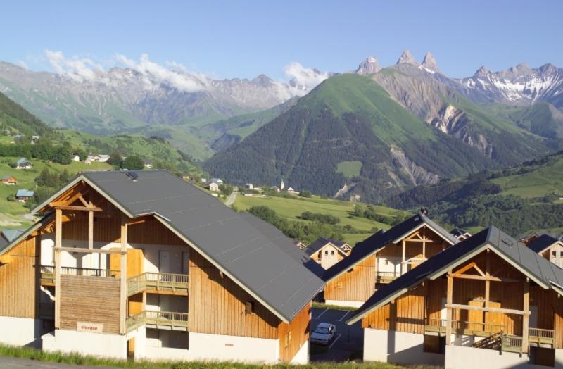 La Chal Madame Vacances Appartements Et Chalets La Fontaine Du Roi מראה חיצוני תמונה