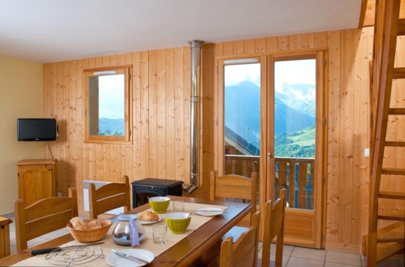 La Chal Madame Vacances Appartements Et Chalets La Fontaine Du Roi מראה חיצוני תמונה
